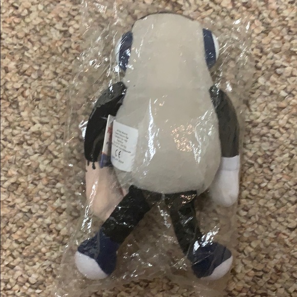 Baseball stuffed animal (collectors) - Picture 2 of 3